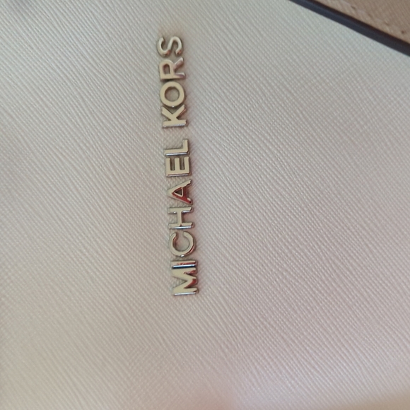 Michael Michael Kors Tote Bag - Picture 12 of 14